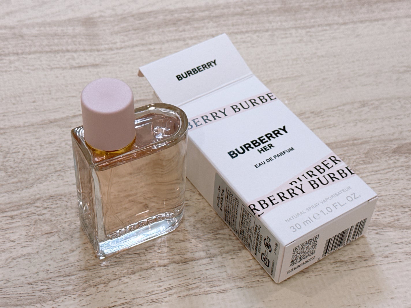 バーバリー ハー オードパルファム/Burberry Beauty/香水(レディース)を使ったクチコミ(2枚目)