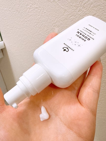 COSMEDON ゴハン シナジー ブースターのクチコミ「洗顔後に約3プッシュほど出して
馴染ませると
しっとり感のあるゲル状のクリームで
ベタつき感.....」(2枚目)
