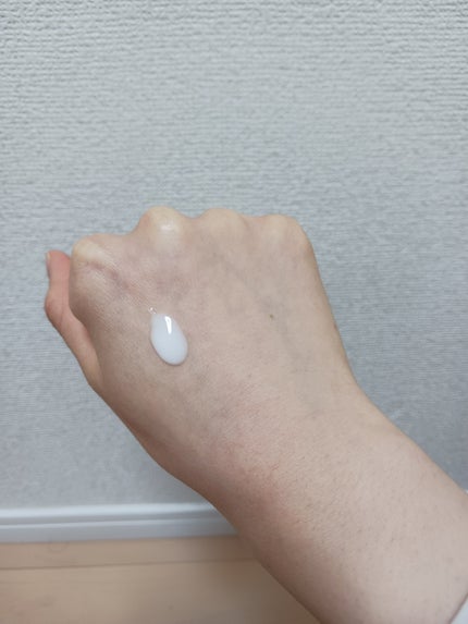 BANILA CO バニラコ オールデイハイドロ UVセラムベースのクチコミ「手のひらサイズでころんとしたフォルムが可愛い❤︎
▶BANILA CO
バニラコ オールデイハ.....」(2枚目)