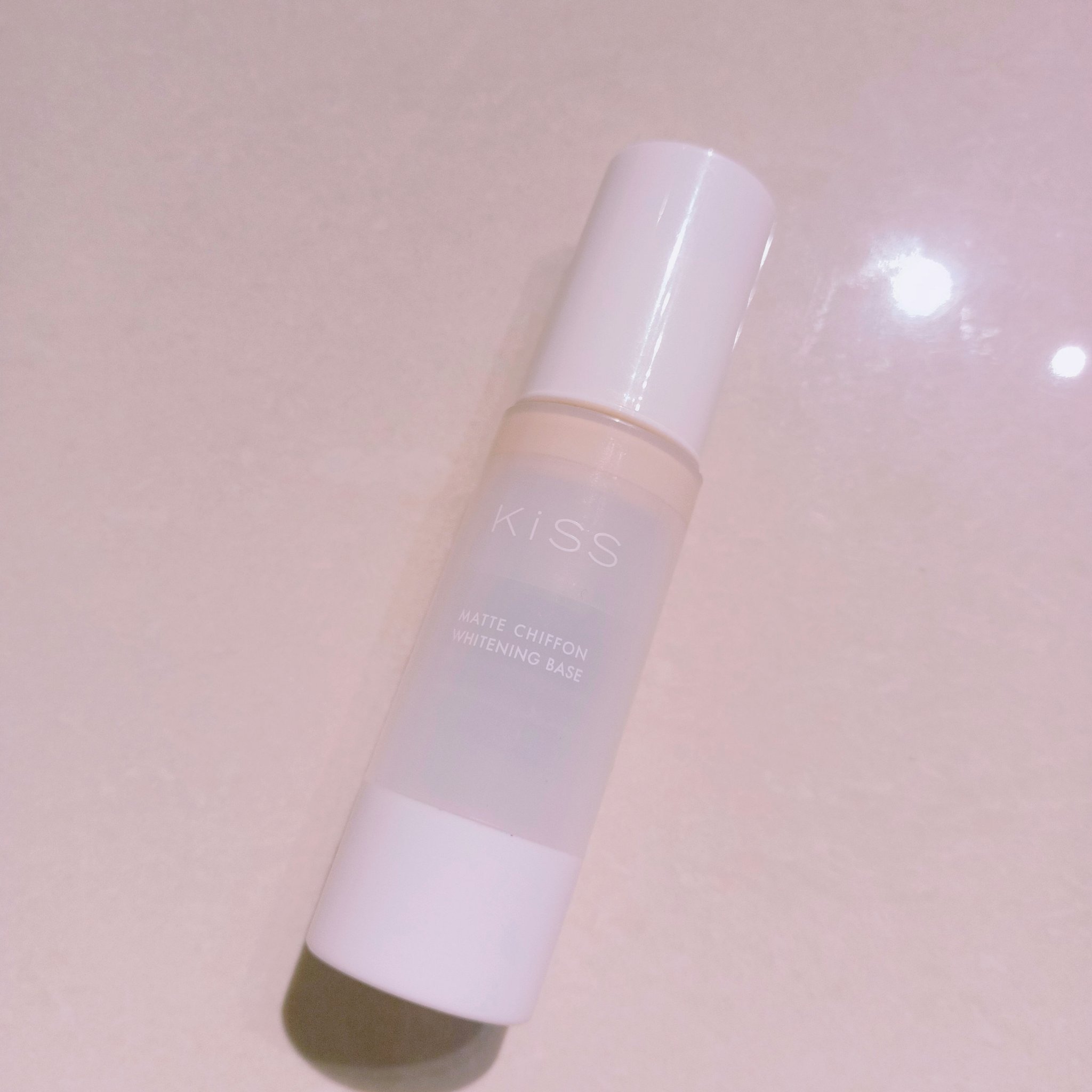 マットシフォン UVホワイトニングベースN/KiSS/化粧下地を使ったクチコミ（1枚目）