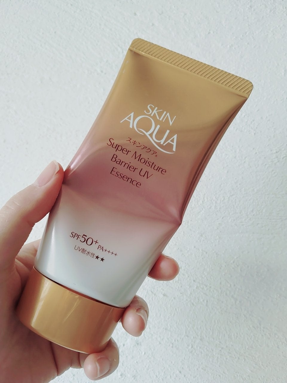 スキンアクア スーパーモイスチャー バリアUVエッセンス/スキンアクア/日焼け止めローションを使ったクチコミ(1枚目)