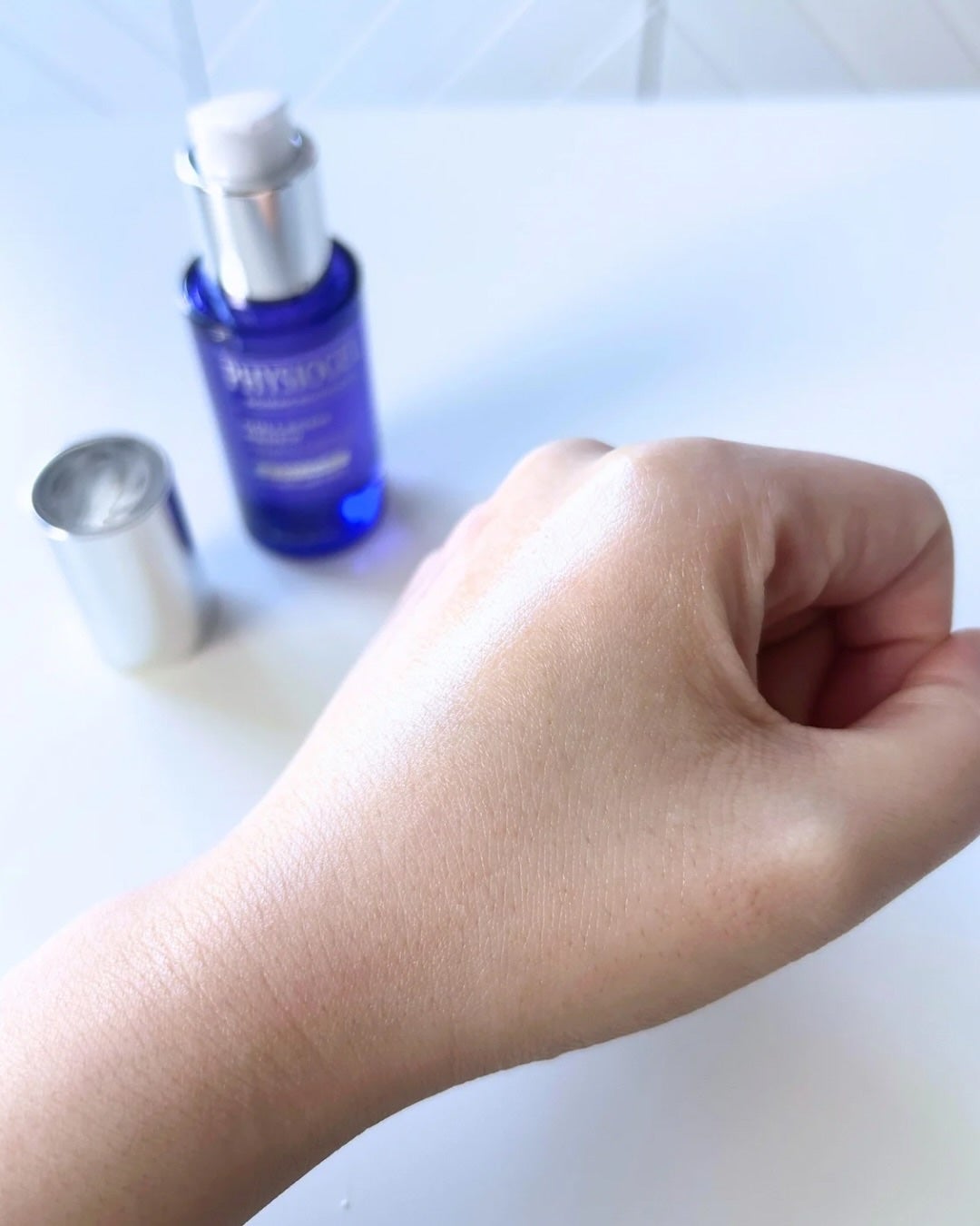 コラーゲンリニューカプセルアンプル/PHYSIOGEL/美容液を使ったクチコミ(6枚目)