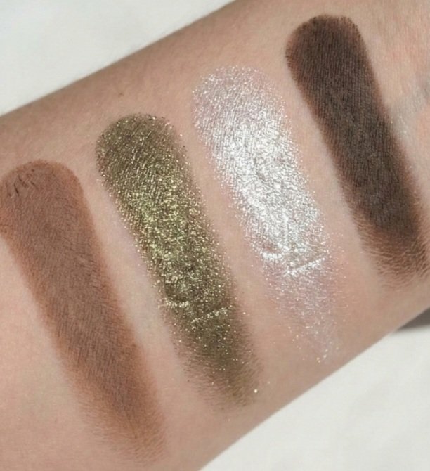 クチュール ミニ クラッチ/YVES SAINT LAURENT BEAUTE/アイシャドウパレットを使ったクチコミ（2枚目）