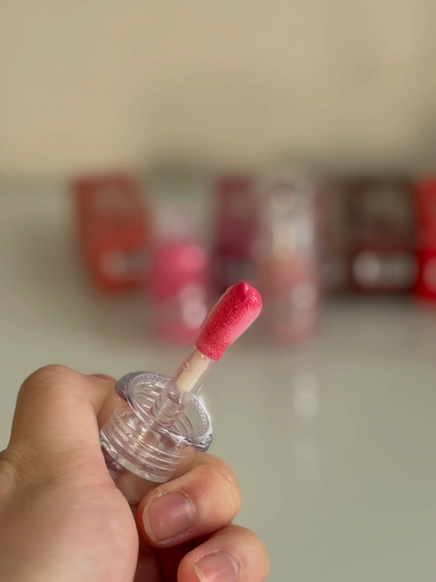 ロングラスティング バブルリングガムグロス/LUNA/リップグロスを使ったクチコミ（3枚目）