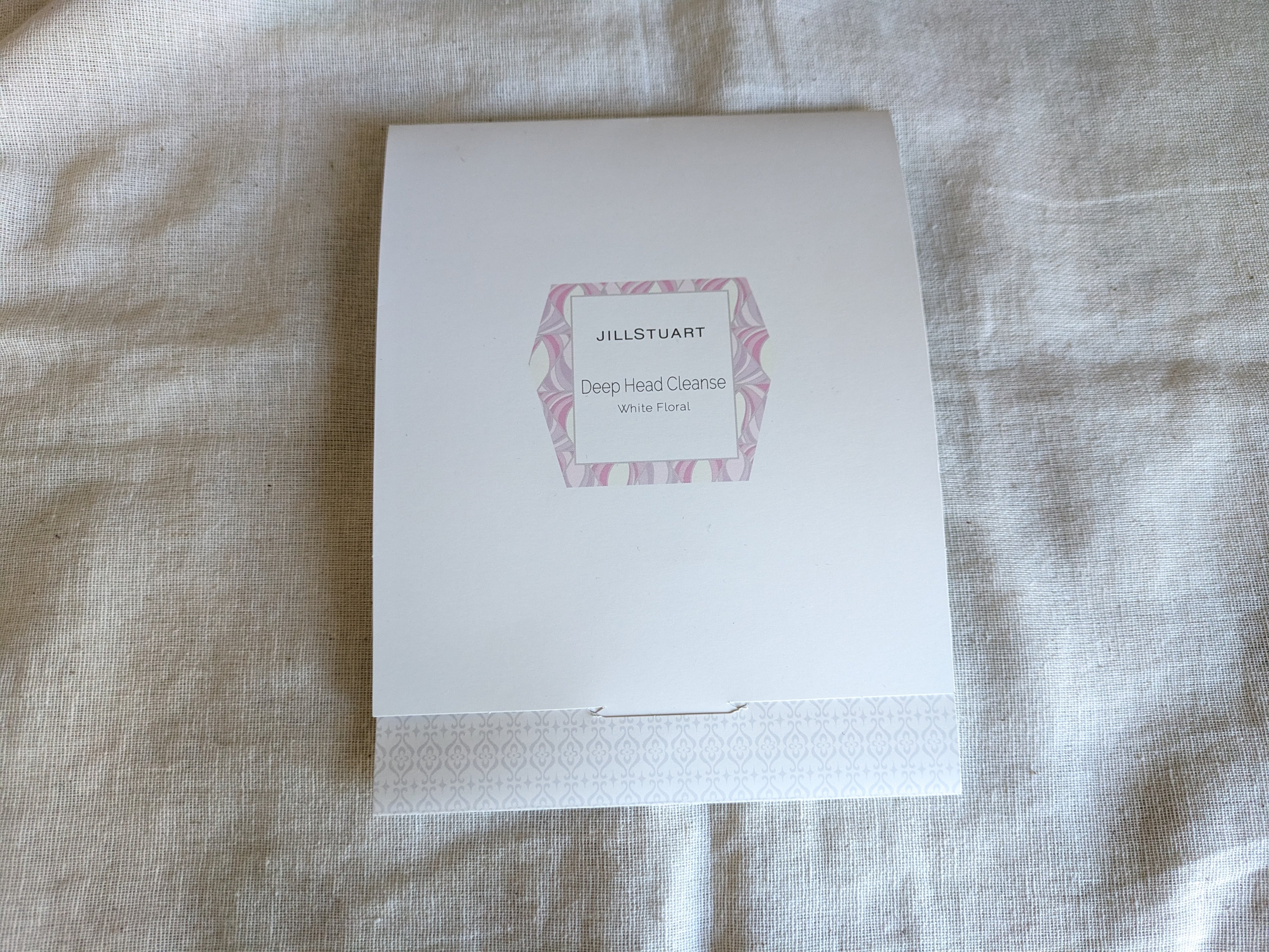 ジルスチュアート　ホワイトフローラル　ディープヘッドクレンズ/JILL STUART/市販シャンプーを使ったクチコミ（1枚目）