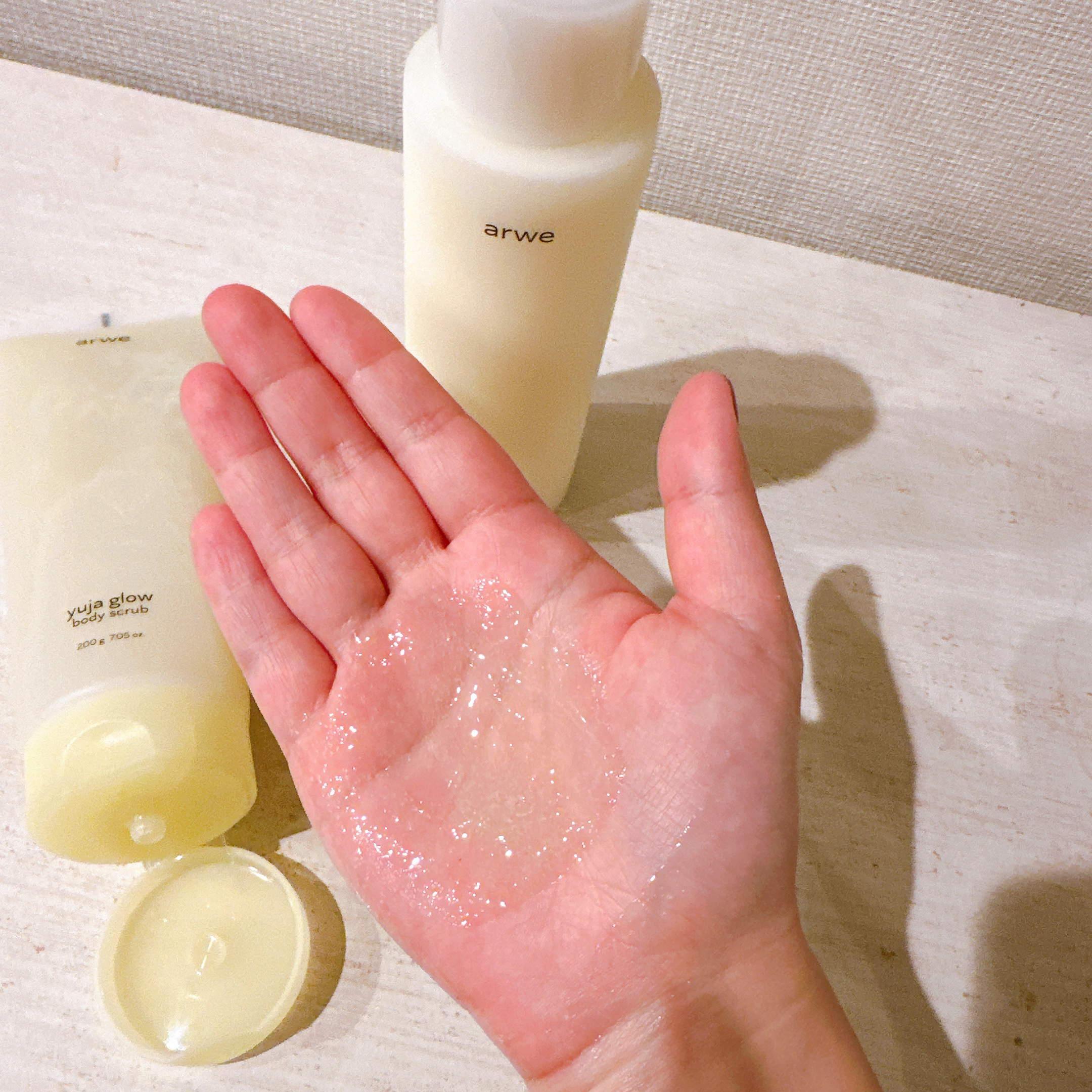 ゆずグローボディーエマルジョン/arwe/ボディクリームを使ったクチコミ（3枚目）
