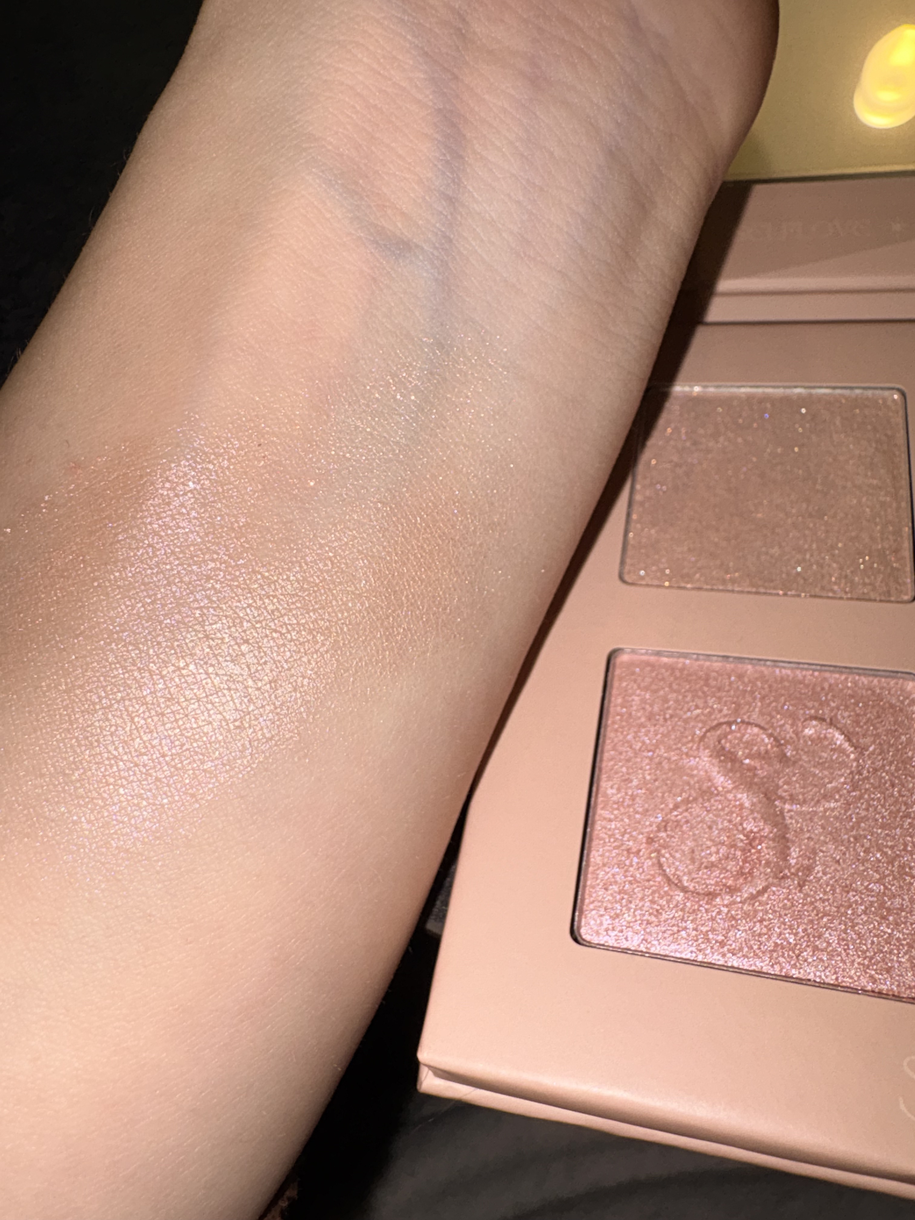 プリズムショットマルチハイライトパレット/SELVE/パウダーハイライトを使ったクチコミ（2枚目）