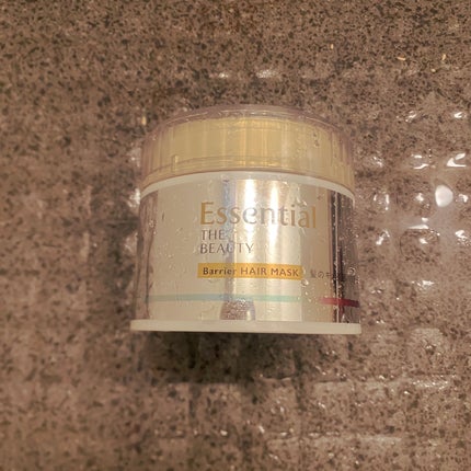 エッセンシャル Essential THE BEAUTY 髪のキメ美容バリアヘアマスクのクチコミ「期待を裏切らないエッセンシャル🥹🥹🥹🥹
10/14から使い始めて1/25使い切りでした!毎.....」(1枚目)