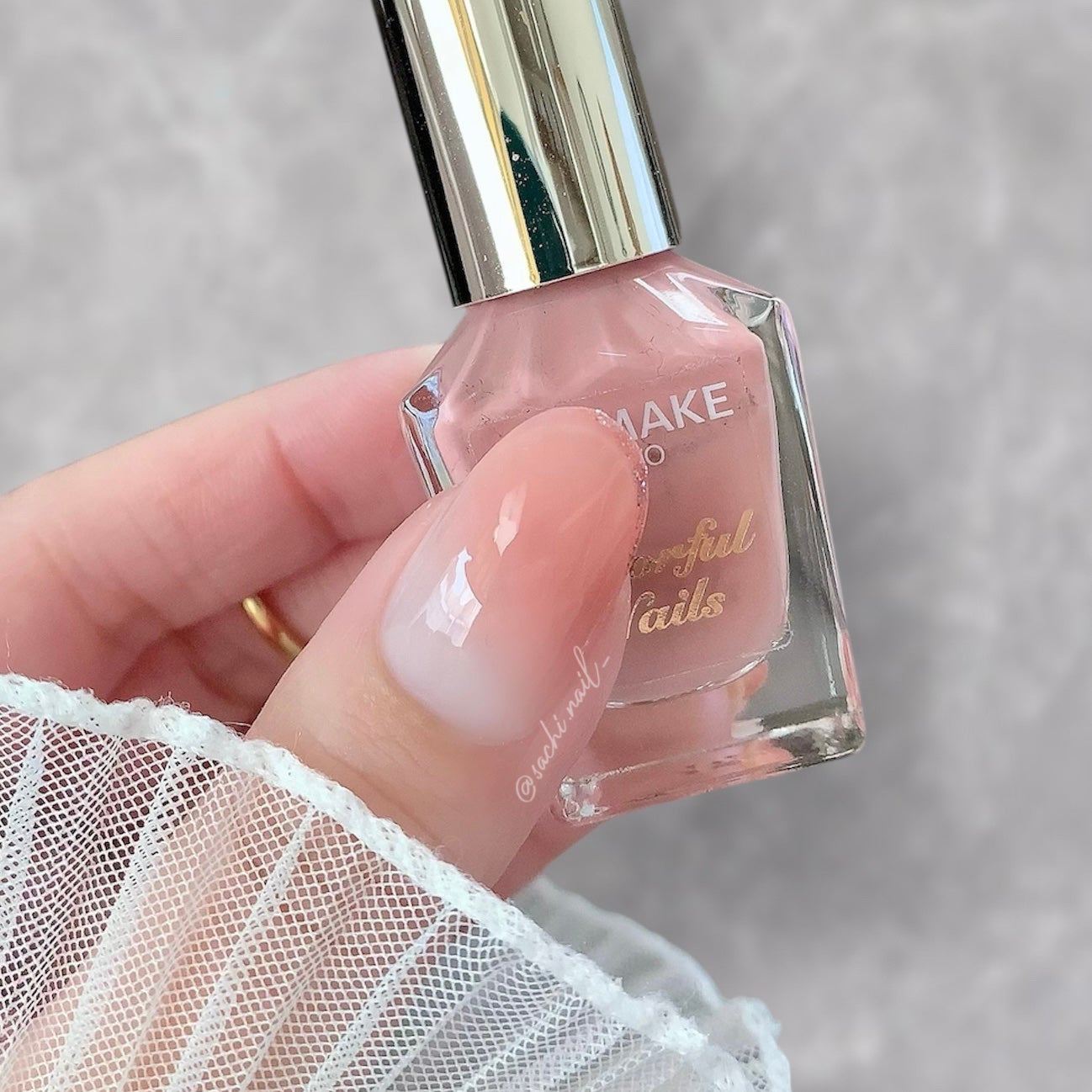 カラフルネイルズ/キャンメイク/マニキュアを使ったクチコミ(5枚目)