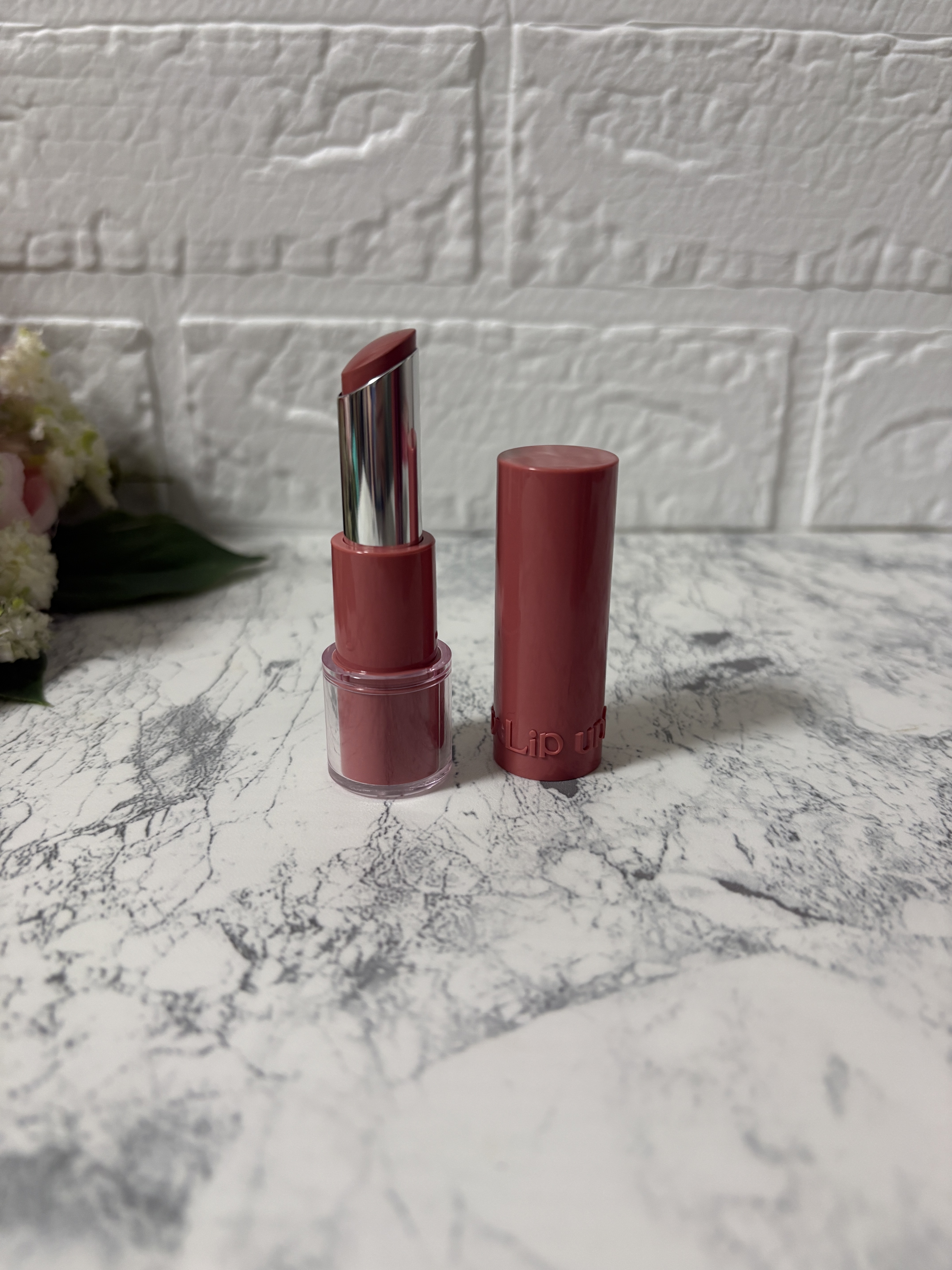 ハグマイリップ　カラーロックプランピーバーム/up2me/口紅を使ったクチコミ（2枚目）