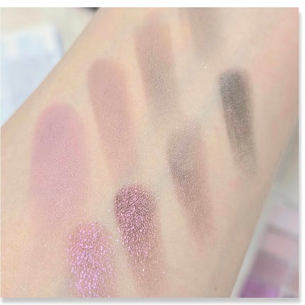 ソフトブラーリングアイパレット/wakemake/アイシャドウパレットを使ったクチコミ(4枚目)