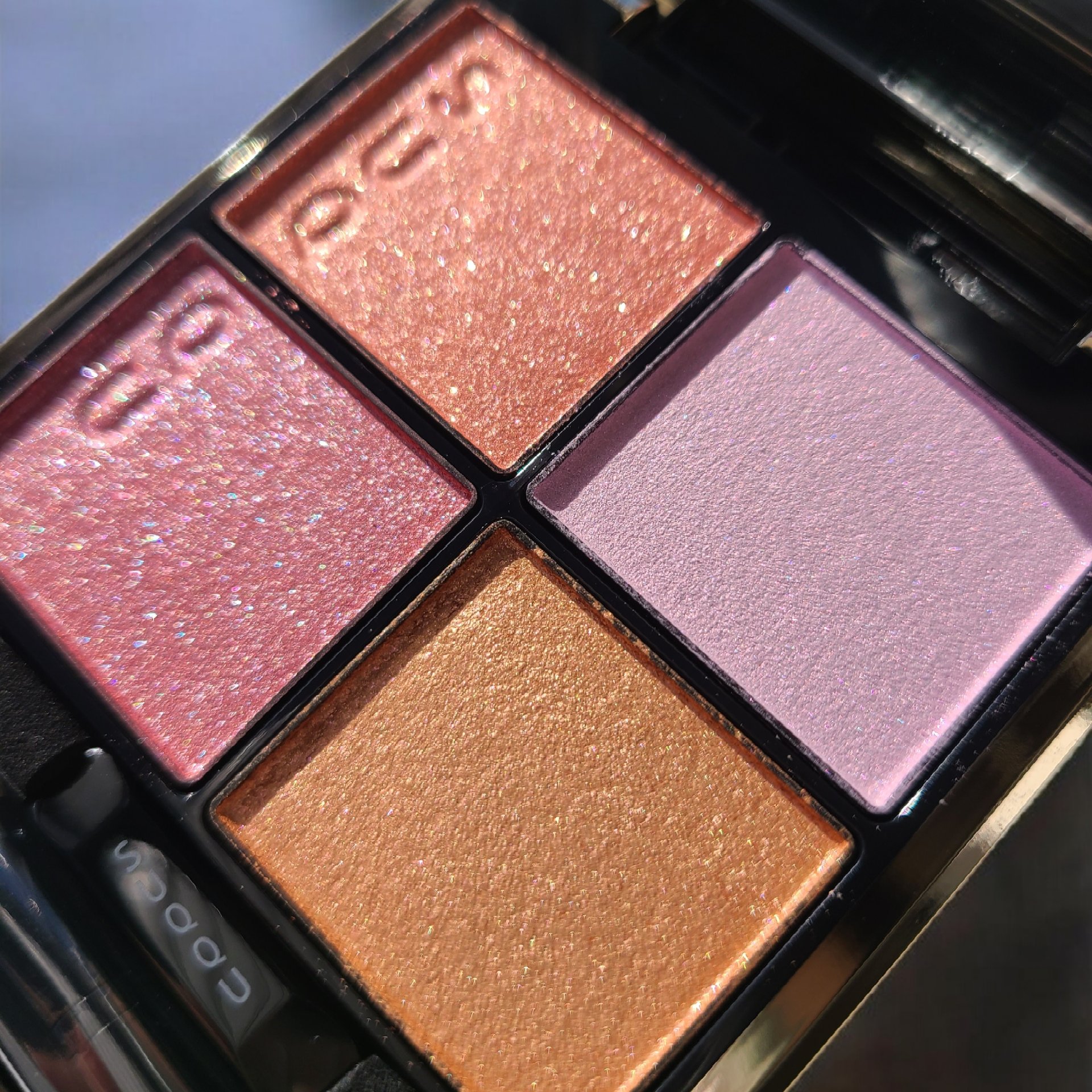 シグニチャー カラー アイズ/SUQQU/アイシャドウパレットを使ったクチコミ（2枚目）