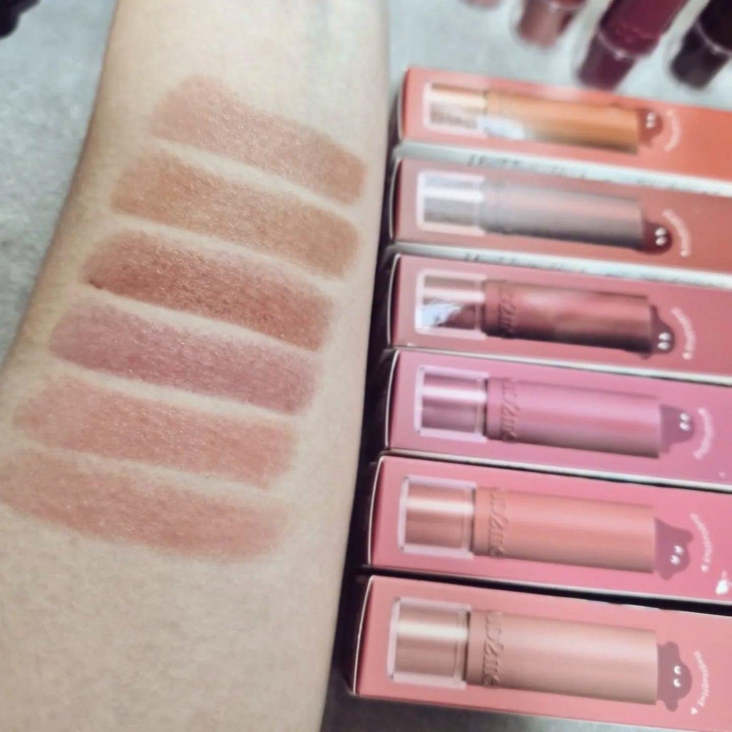 ハグマイリップ カラーロックプランピーバーム/up2me/口紅を使ったクチコミ(5枚目)