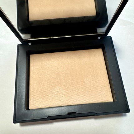 ライトリフレクティングセッティングパウダー プレスト N/NARS/プレストパウダーを使ったクチコミ(2枚目)
