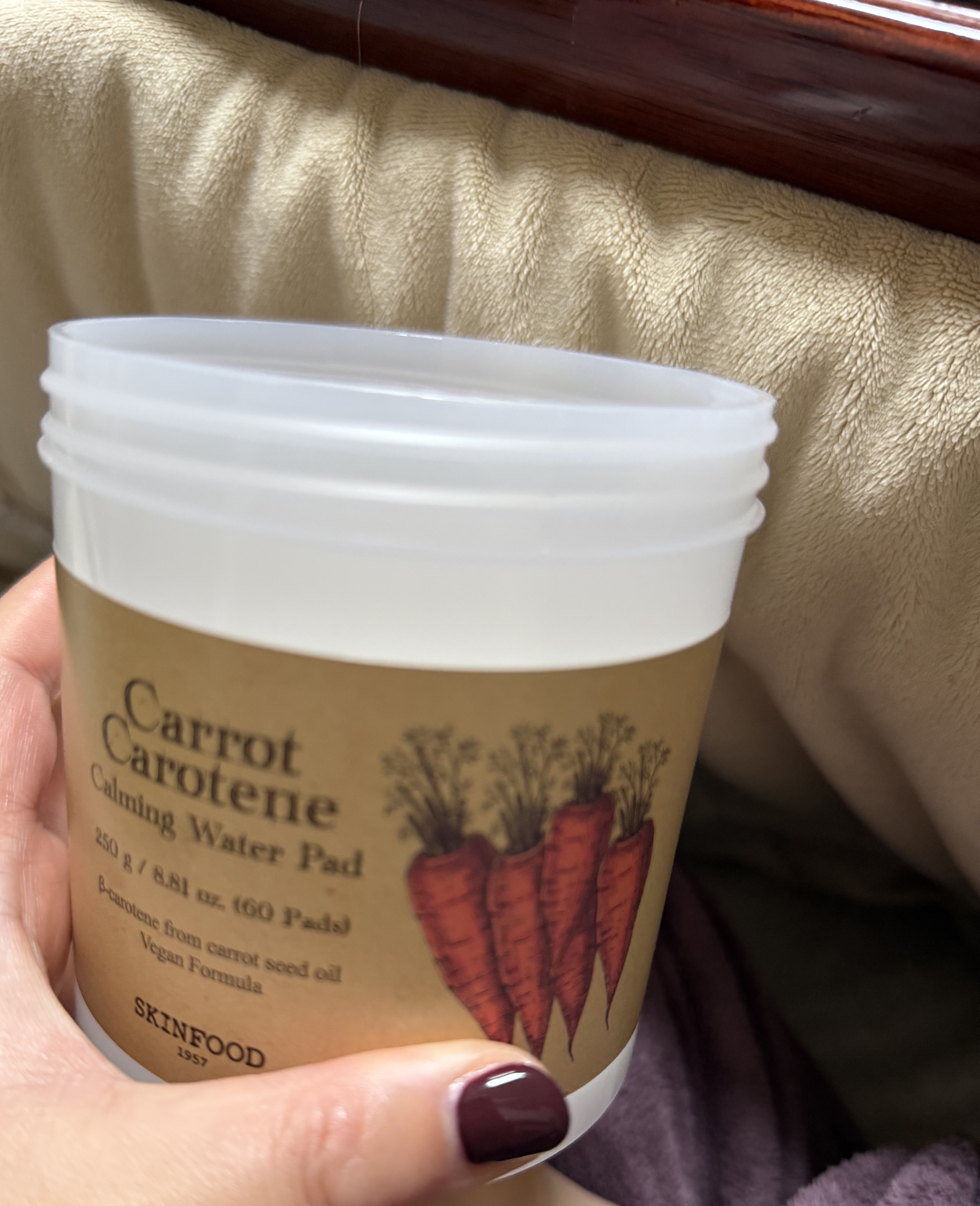 キャロットカロテン カーミングウォーターパッド/SKINFOOD/トナーパッドを使ったクチコミ（2枚目）