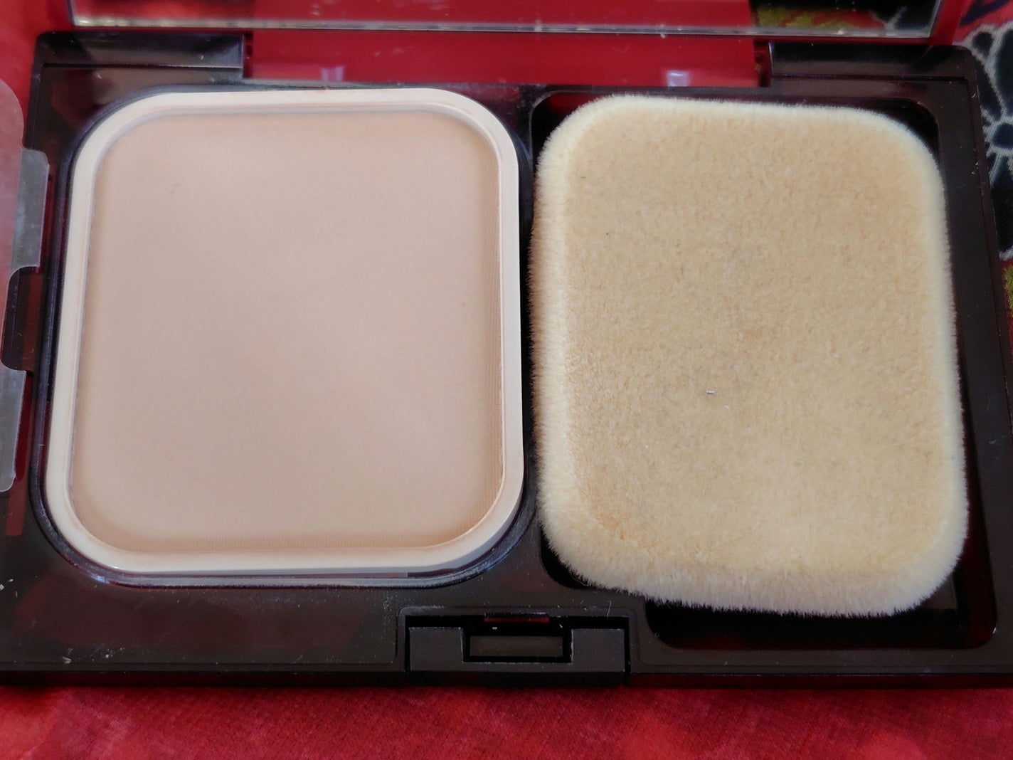 潤白美肌パウダーファンデーション/ALBLANC/パウダーファンデーションを使ったクチコミ(2枚目)