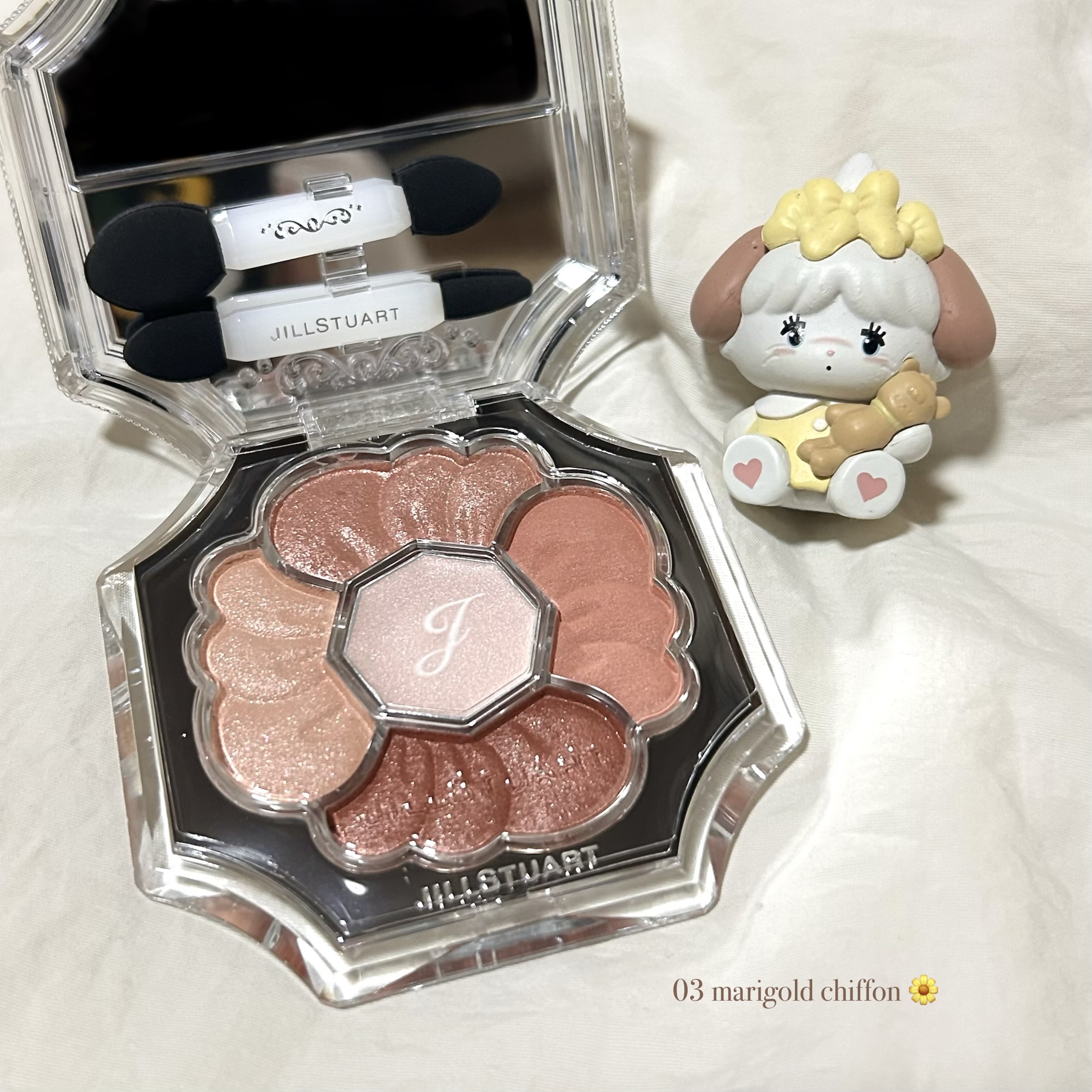 ジルスチュアート　ドレスドブルーム アイズ/JILL STUART/アイシャドウパレットを使ったクチコミ（1枚目）