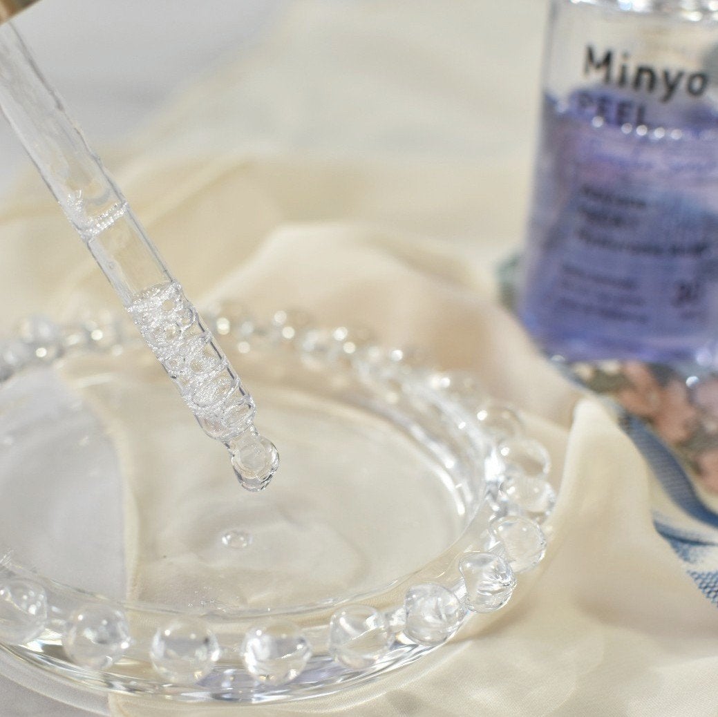 suguri on LIPS 「韓国最先端成分「グアイアズレン」配合いつものスキンケアの一番最..」(3枚目)