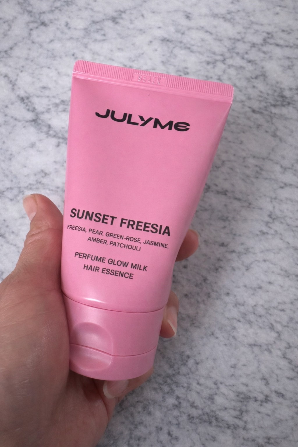 パフューム グロウミルク ヘアエッセンス Sunset Freesia/JUL7ME/ヘアミルクを使ったクチコミ（3枚目）