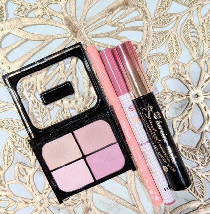 サラダdeフルーツカラーリキッドアイライナーWP/FLORTTE/リキッドアイライナーを使ったクチコミ(1枚目)