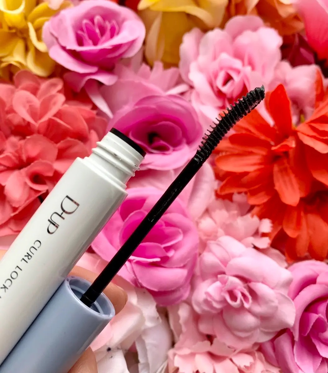 カールロックマスカラベース N/D-UP/マスカラ下地を使ったクチコミ（1枚目）