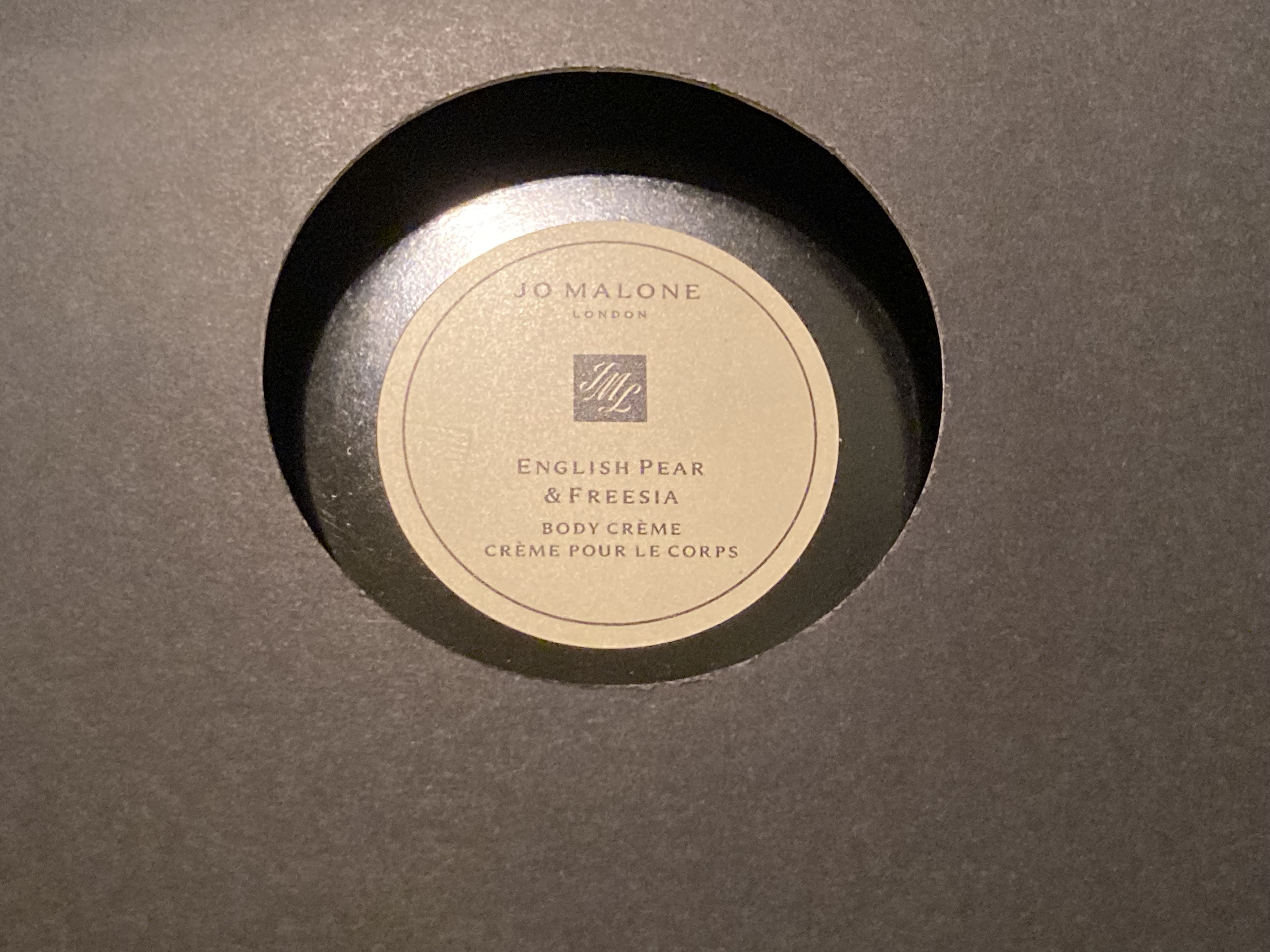 イングリッシュ ペアー&フリージア ボディ クレーム/Jo MALONE LONDON/ボディクリームを使ったクチコミ（2枚目）