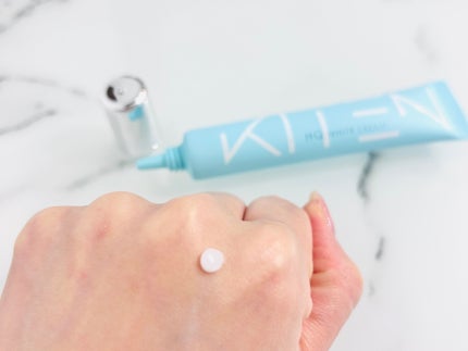 KITEN ハイドロキノンクリーム6%のクチコミ「日本製のハイドロキノン配合美白クリームで、シミやくすみ、色素沈着など気になる部分を集中的にケア.....」(2枚目)