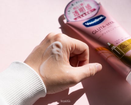 グルタヒア ボディローション ブライトニング/ヴァセリン/ボディローションを使ったクチコミ(4枚目)