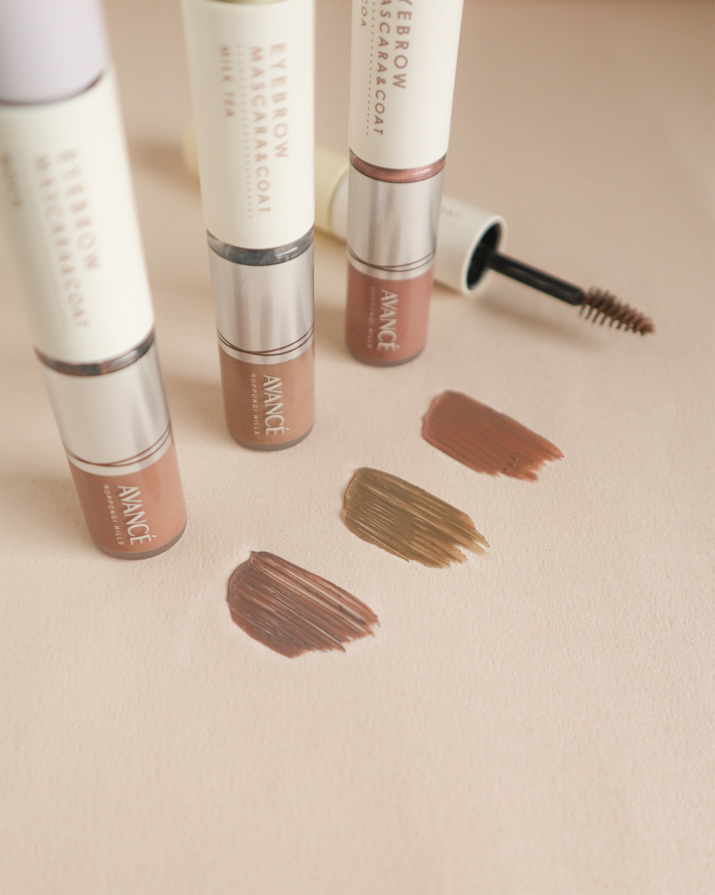 アヴァンセ アイブロウマスカラ＆コート /アヴァンセ/眉マスカラを使ったクチコミ（1枚目）