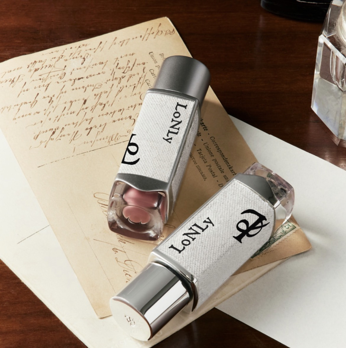 キャンドルライトジュレティント/LoNLy /リップティントを使ったクチコミ（1枚目）