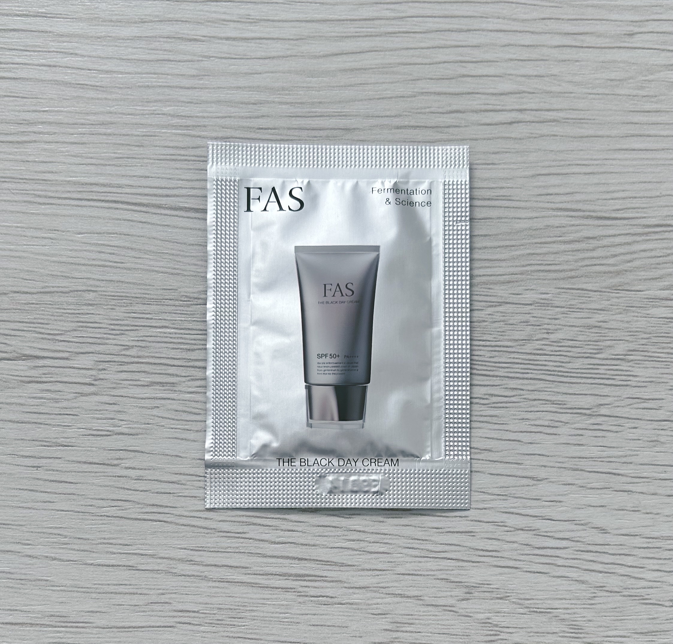 FAS ザ ブラック デイ クリーム/FAS/フェイスクリームを使ったクチコミ（1枚目）