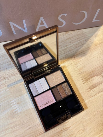 スリーディメンショナルアイズ/LUNASOL/アイシャドウパレットを使ったクチコミ(1枚目)