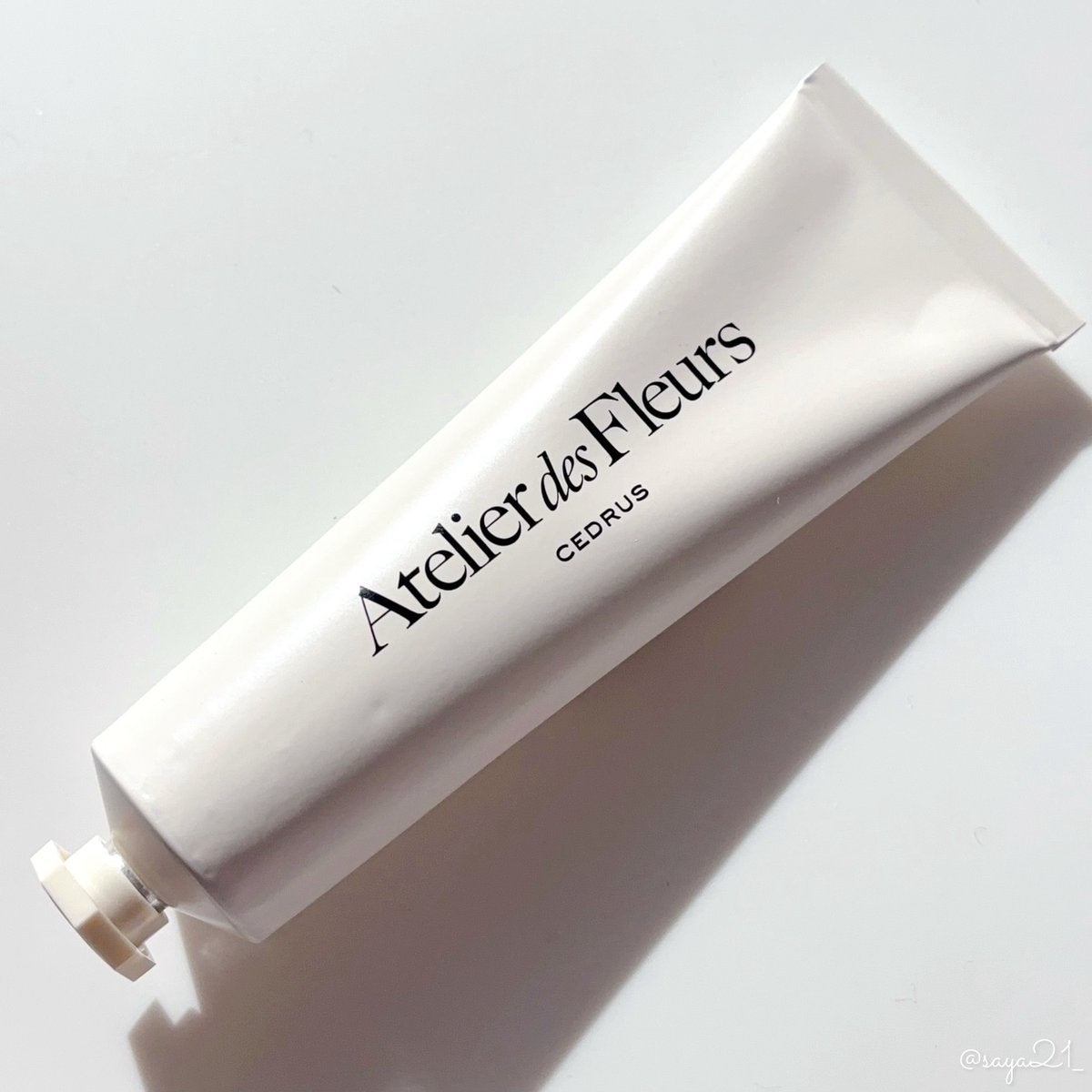 クロエ アトリエ デ フルール パフュームド ハンドクリームシダー/クロエ/ハンドクリームを使ったクチコミ（2枚目）