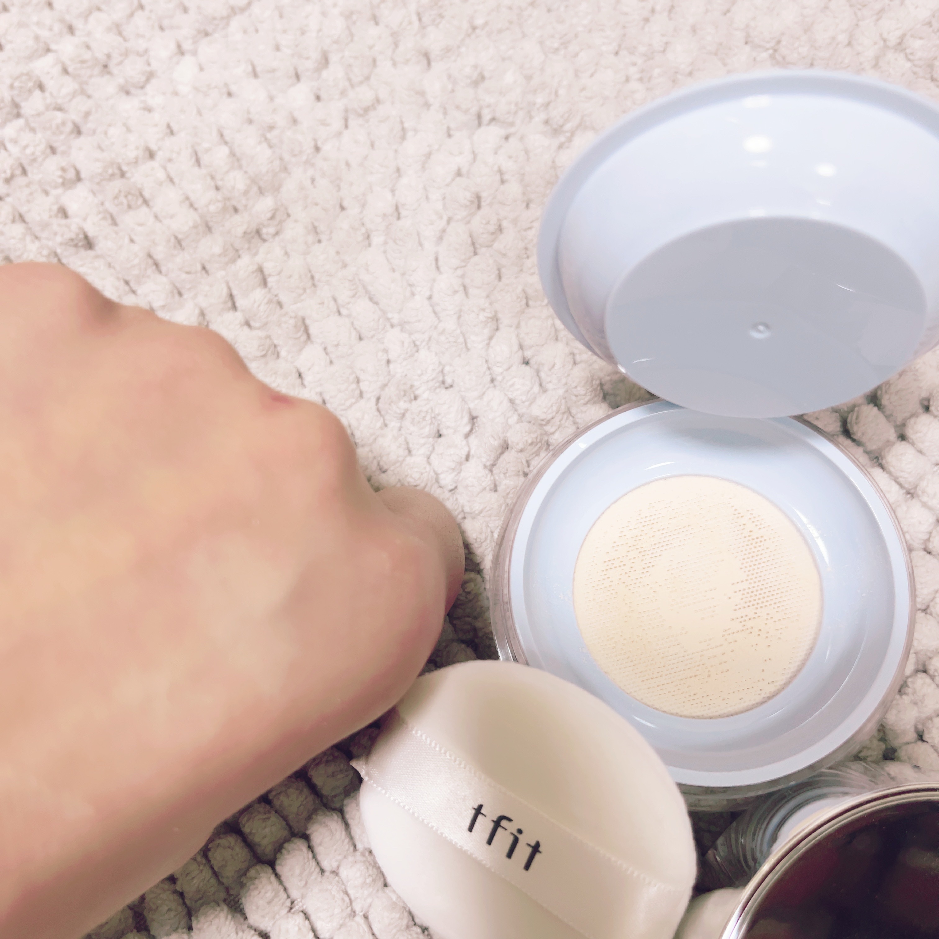 トランスルーセントセットエッセンシャルパウダー 02スキンベージュ/TFIT/ルースパウダーを使ったクチコミ（2枚目）