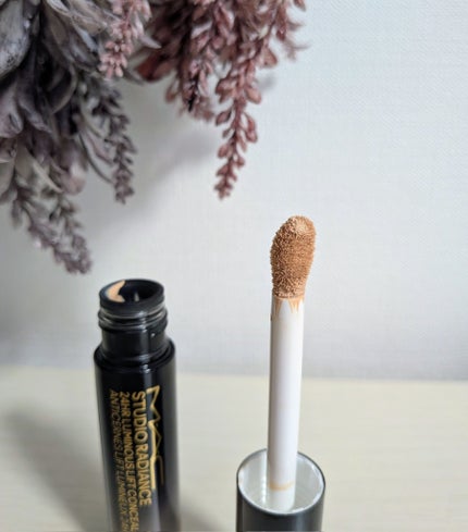 スタジオ ラディアンス 24 ルミナス コンシーラー/M・A・C/リキッドコンシーラーを使ったクチコミ(3枚目)