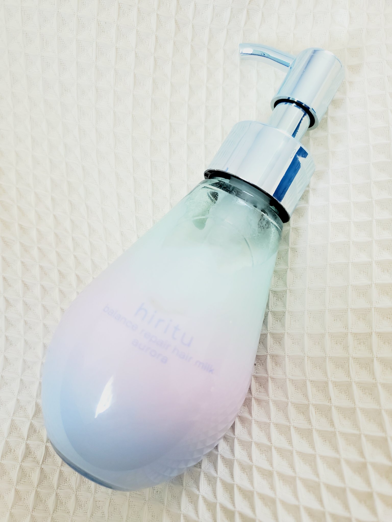 ヒリツ バランスリペアヘアミルク オーロラ/hiritu/ヘアミルクを使ったクチコミ（1枚目）