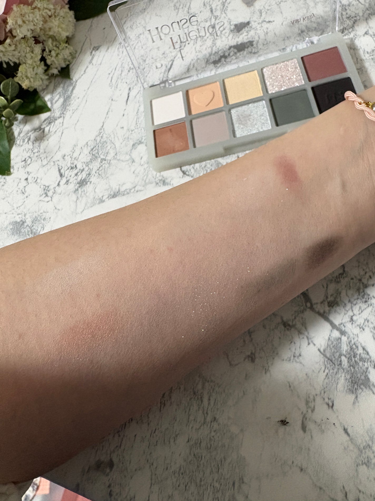 ビーマイベストフレンズハウスパレット/Milk Touch/アイシャドウパレットを使ったクチコミ(4枚目)