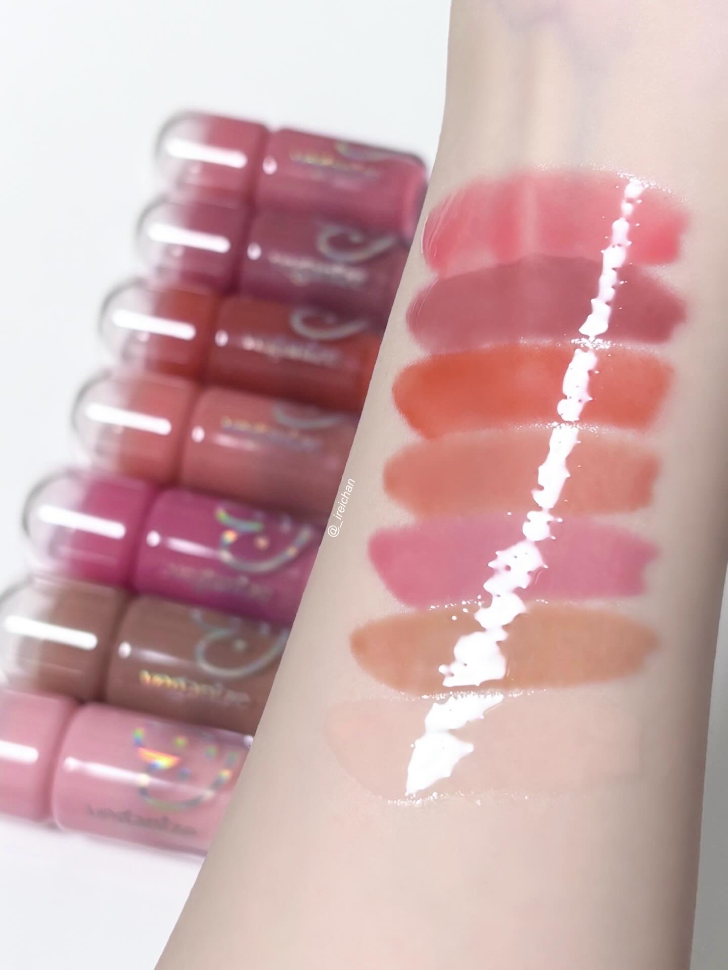 デュイーシャインリップオイルグロス/Veganize/リップグロスを使ったクチコミ（1枚目）