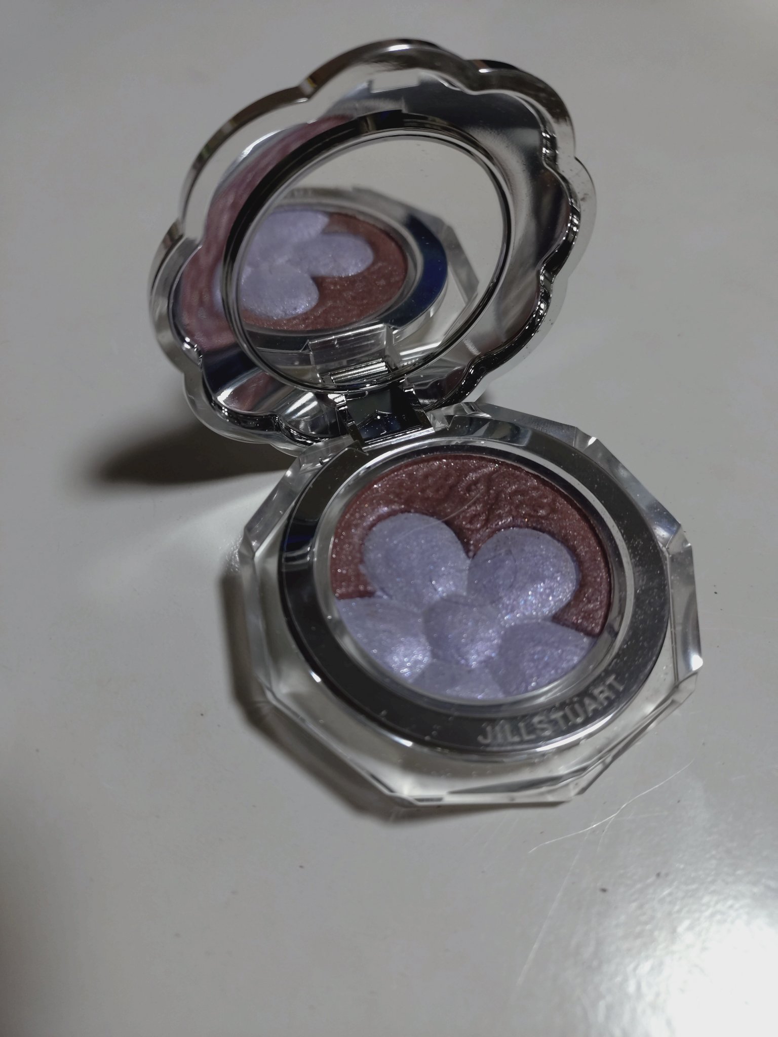 ジルスチュアート クリスタルブルーム ペタルクチュールアイズ デュオ/JILL STUART/アイシャドウパレットを使ったクチコミ（1枚目）