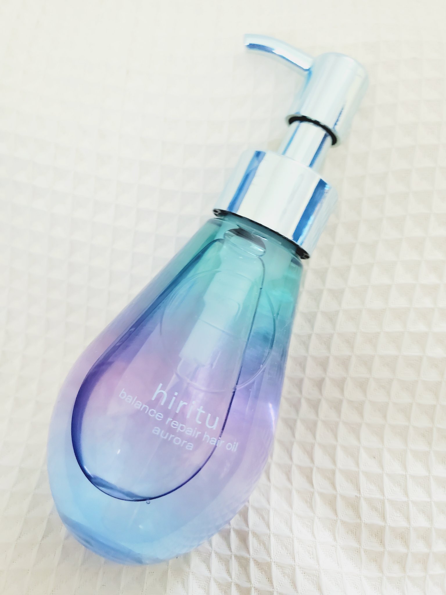 ヒリツ バランスリペアヘアオイル オーロラ/hiritu/ヘアオイルを使ったクチコミ（1枚目）