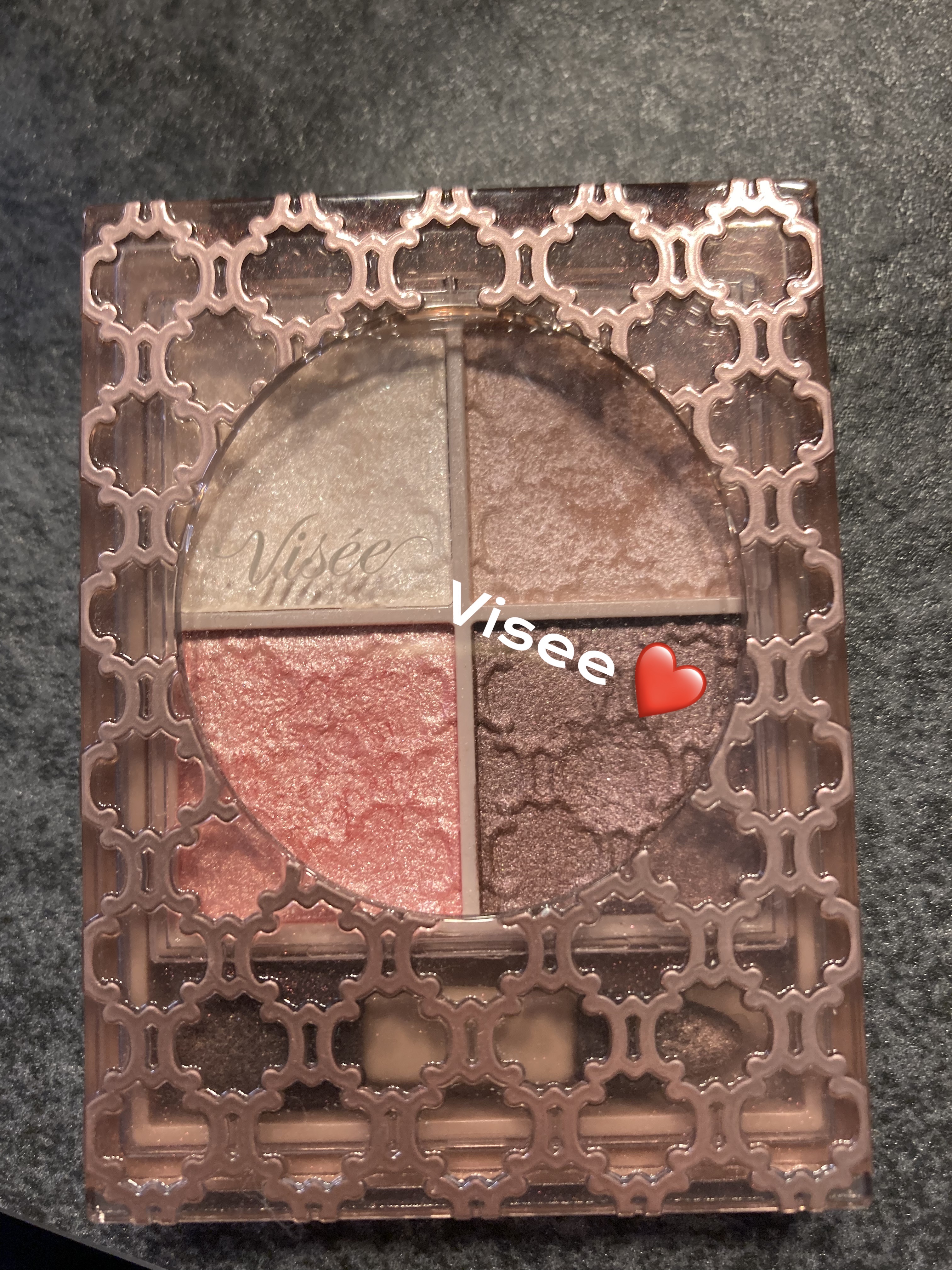 グロッシーリッチ アイズ N/Visée/アイシャドウパレットを使ったクチコミ（1枚目）