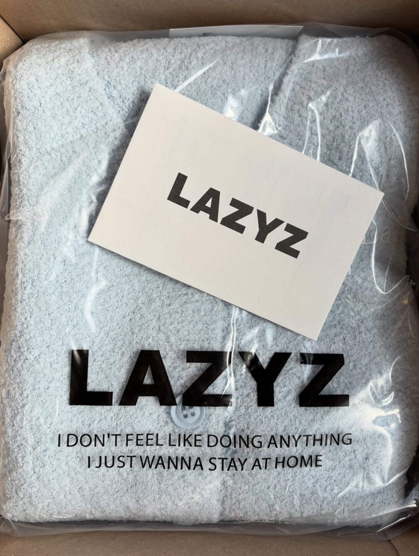 airi__koizumi on LIPS 「LAZYZのふわもこルームウェアをレビュー🩵/LAZYZさまよ..」(1枚目)