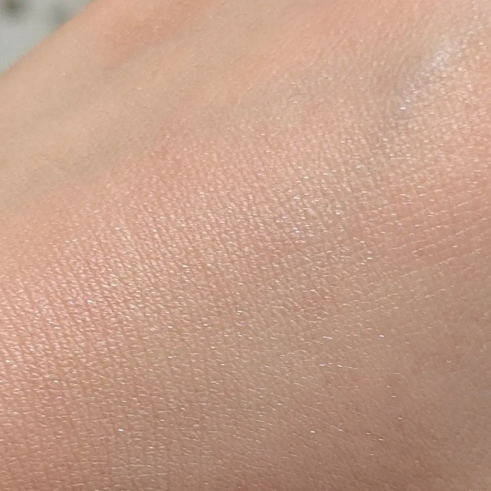 SUQQU コンプレクション フェイス カラーのクチコミ「SUQQUの新作リキッドチーク
コンプレクション フェイス カラー
05 棘苺 -TOGEIC.....」（3枚目）