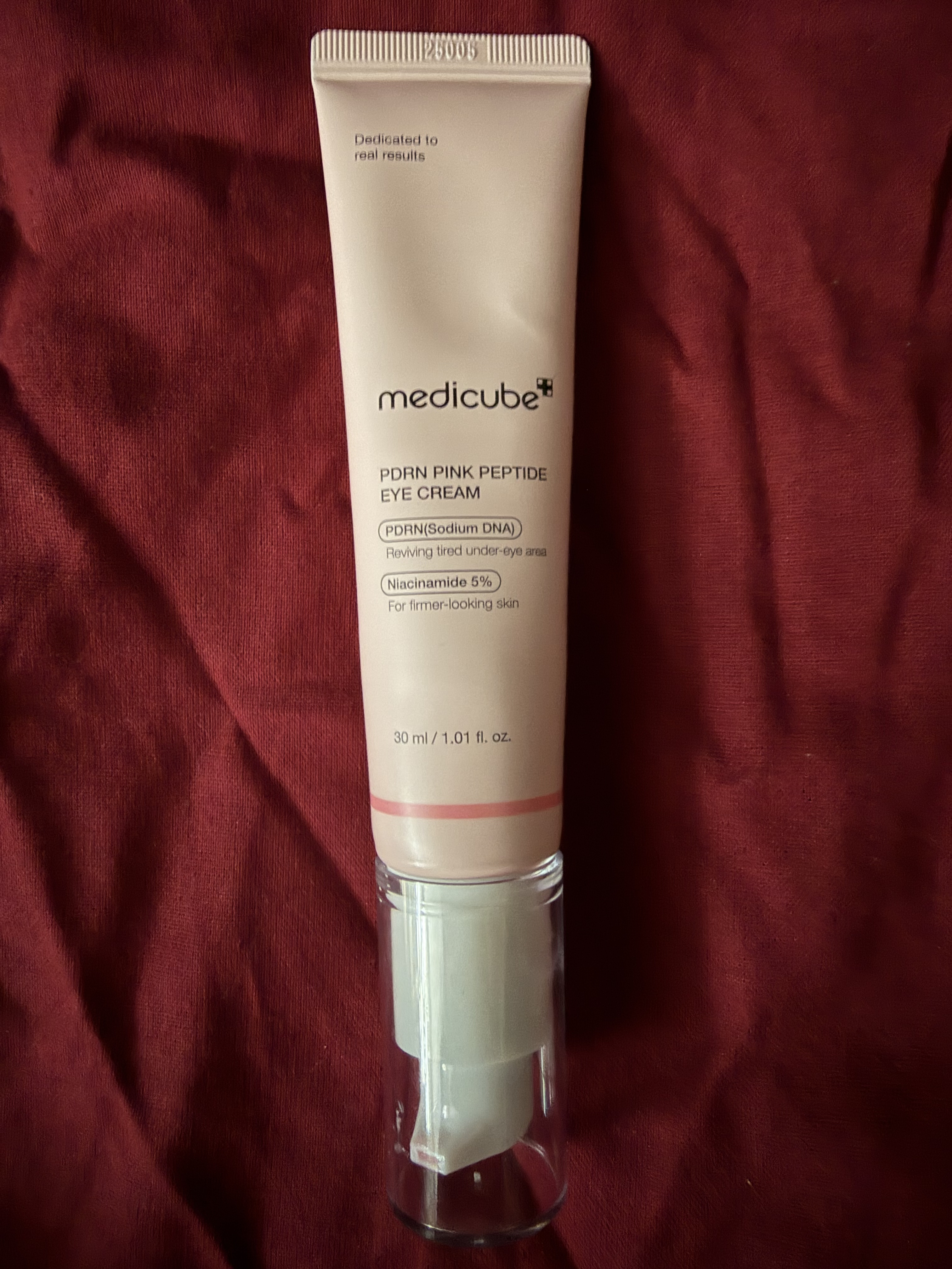 MEDICUBE PDRNピンクペプチドアイクリームのクチコミ「✼••┈┈••✼••┈┈••✼••┈┈••✼••┈┈••✼
MEDICUBE
PDRNピンクペ.....」（1枚目）