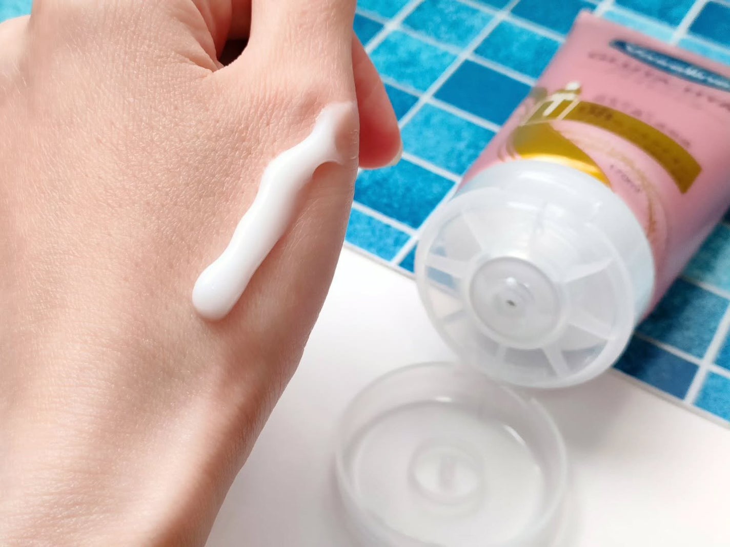 グルタヒア ボディローション ブライトニング/ヴァセリン/ボディローションを使ったクチコミ(2枚目)