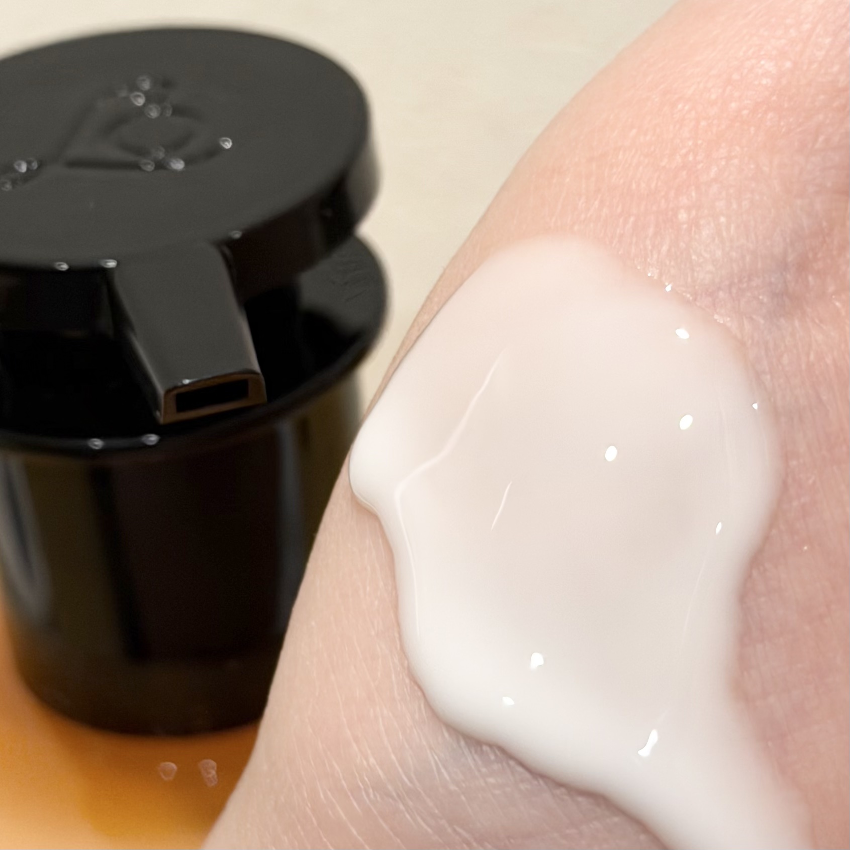 ラ ムース クリームハンドウォッシュ（カリテ シア）/L'OCCITANE/ハンドソープを使ったクチコミ（2枚目）