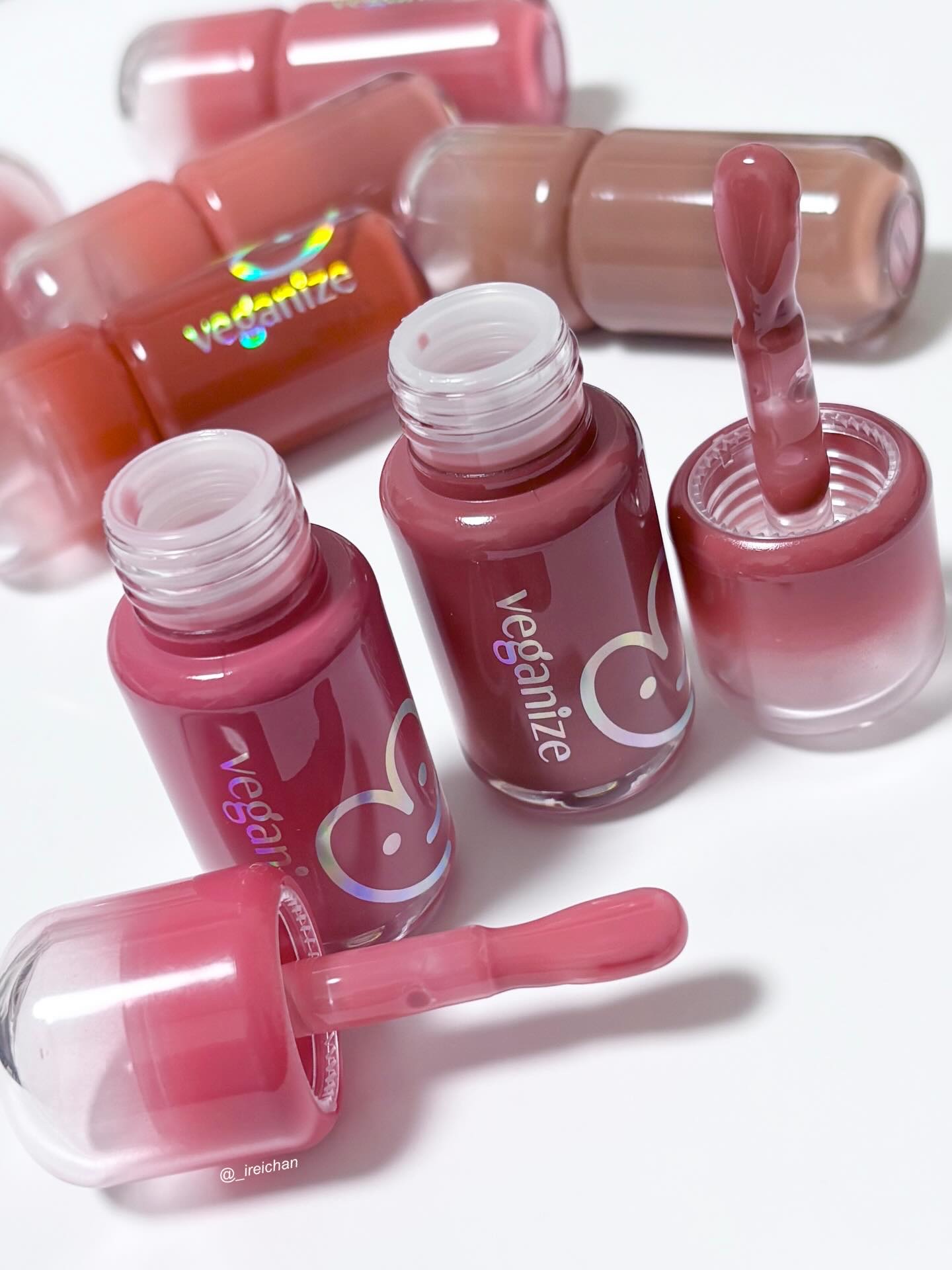 デュイーシャインリップオイルグロス/Veganize/リップグロスを使ったクチコミ（3枚目）