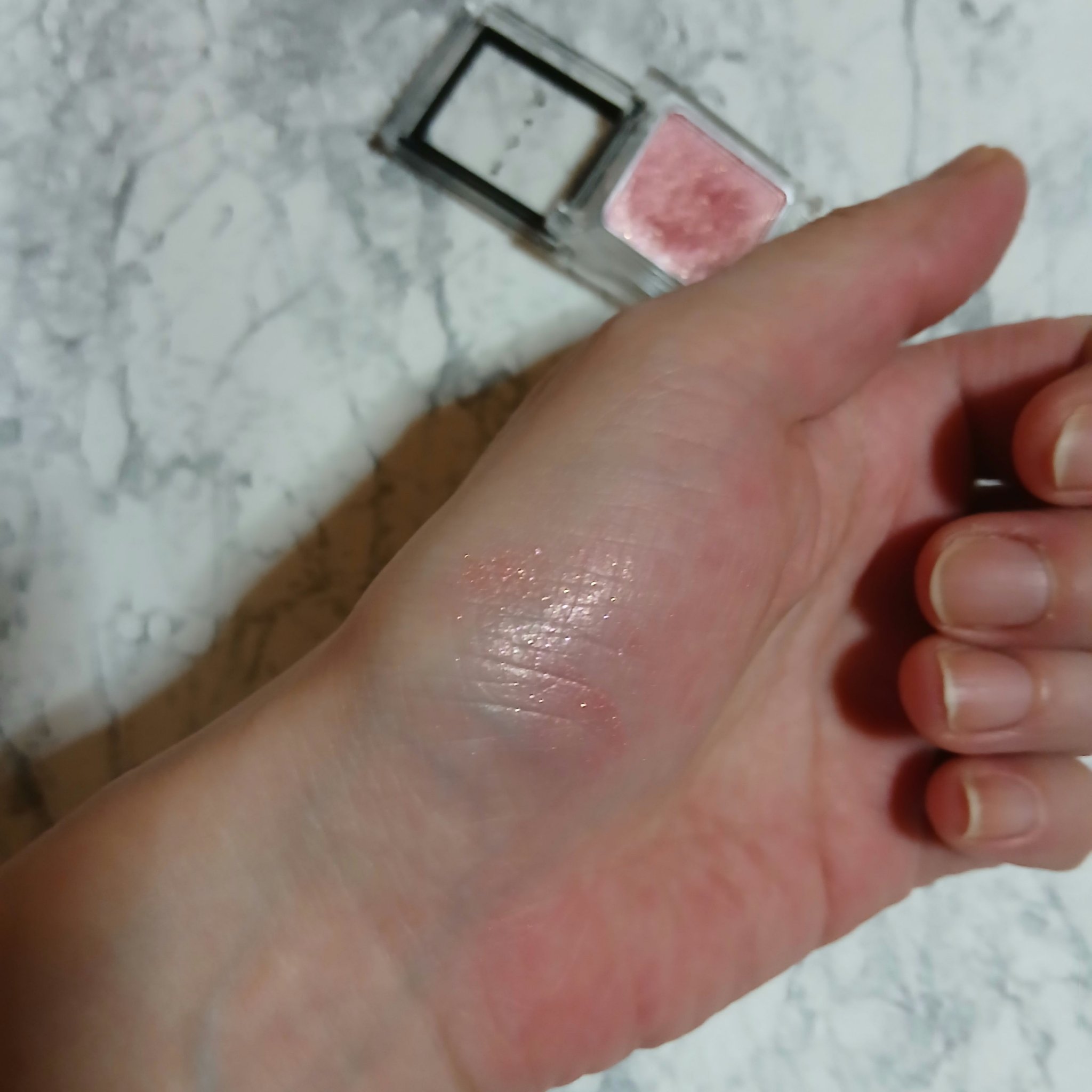 ケイト ザ アイカラー/KATE/単色アイシャドウを使ったクチコミ（3枚目）