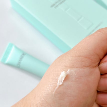 NMNプラスリフトアイクリーム/CHARDE/アイケア・アイクリームを使ったクチコミ(5枚目)