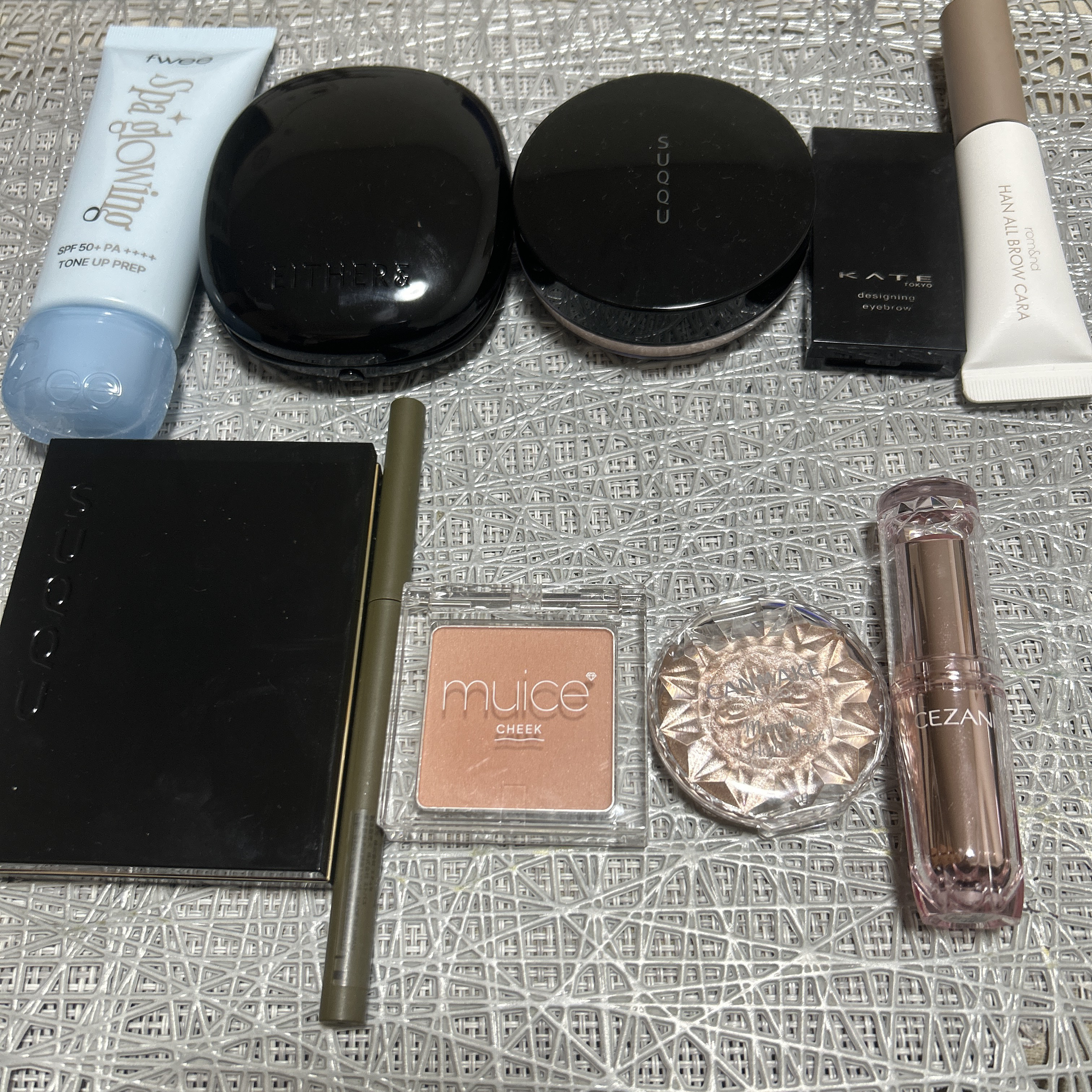 Pebble Blur Cushion/EITHER＆/クッションファンデーションを使ったクチコミ（1枚目）